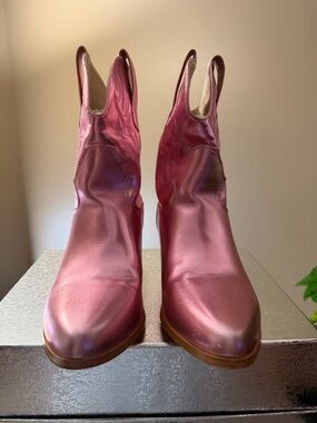 Metallic Pink Pull-On Ankle Booties